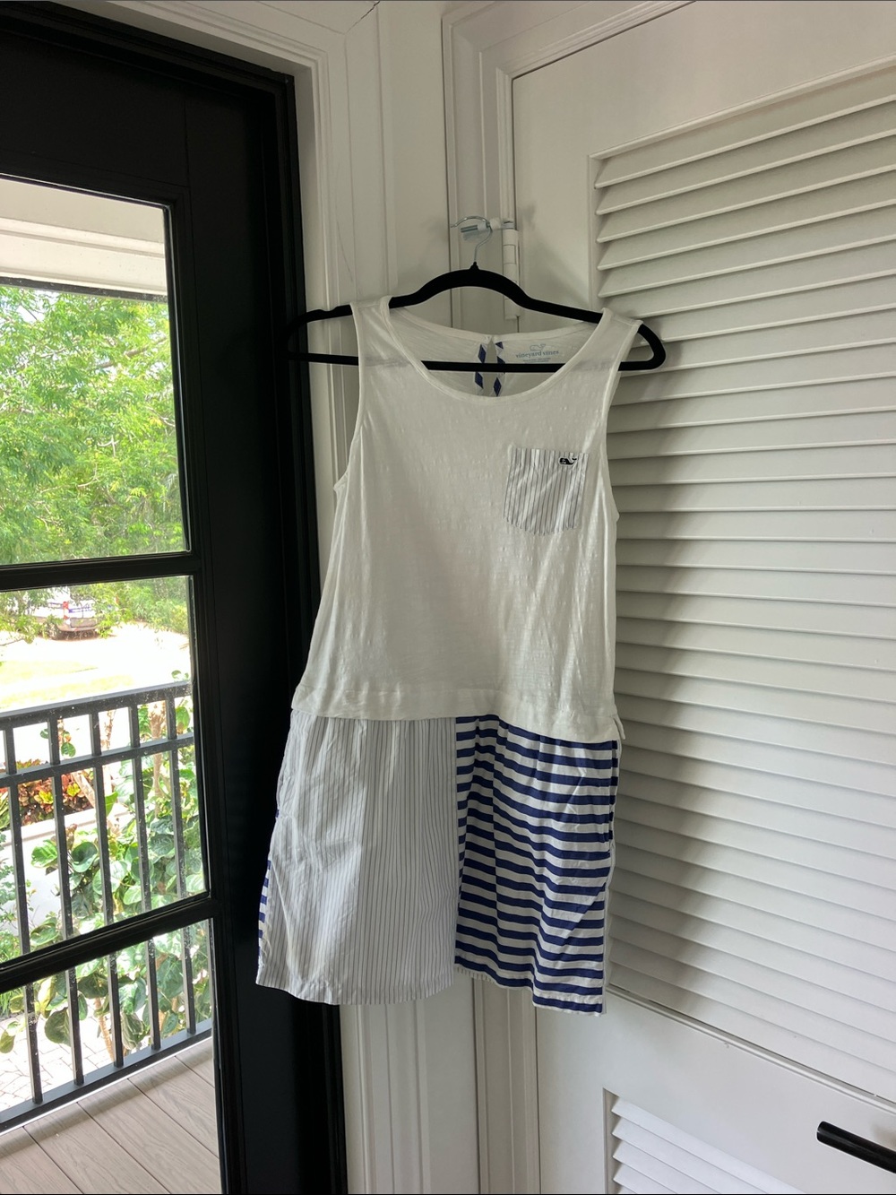 Vineyard Vines White Tee sleeveless dress with Blue Logo